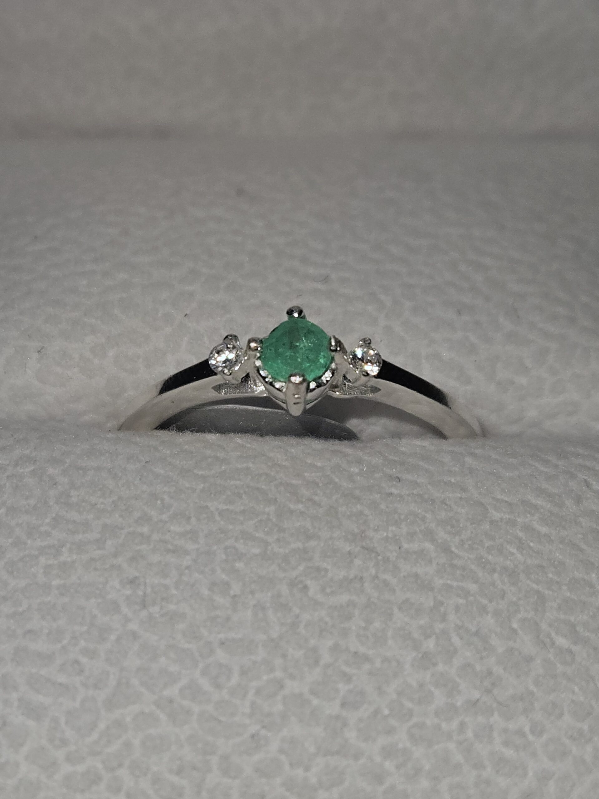 Anillo de Plata 18