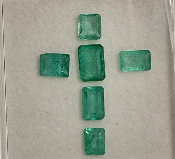 Lote Esmeraldas 8 - 6 esmeraldas talla rectangular 4.10ct